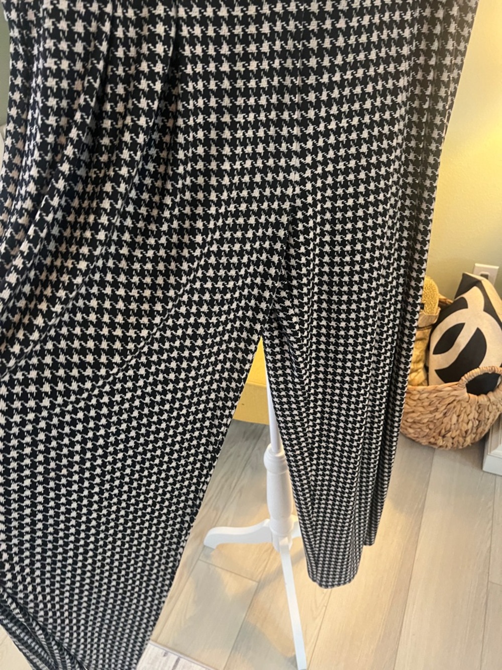 Norma Kamali Black and White Houndstooth Maxi Wide Leg High Waist pants - Picture 7 of 15